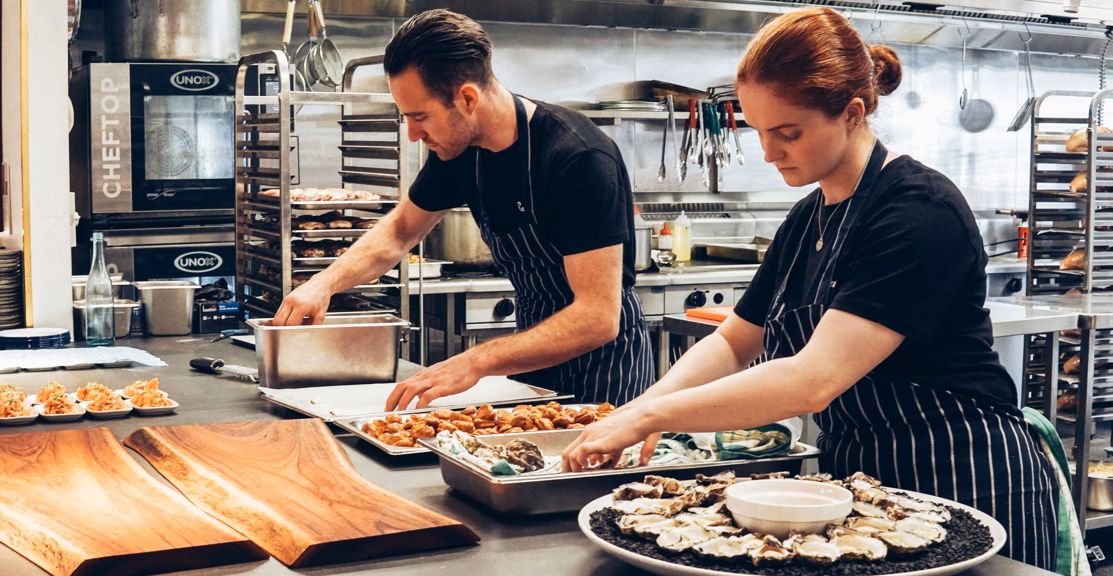 Das Ohr isst mit: FOOD & SERVICE ab sofort bestens vernetzt